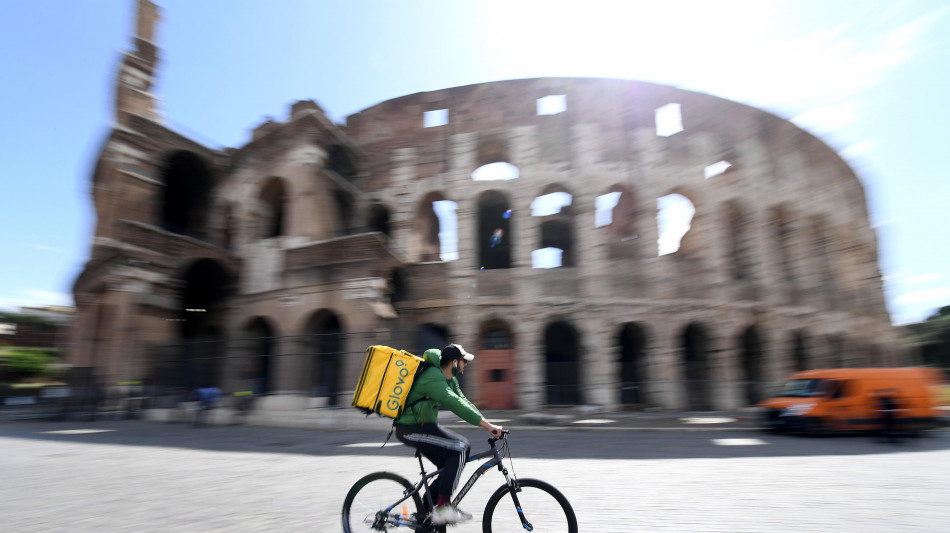 Maxi multa Ue al delivery, prima volta a intese su lavoro