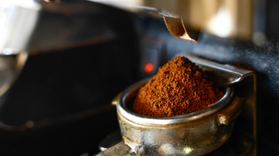 Espresso, iPhone ou baskets: comment l'offensive douanière de Trump va (aussi) toucher les Américains