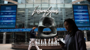 Borsa: l'Asia chiude debole in vista delle decisioni della Fed