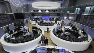 Borsa: l'Europa apre debole tra tensioni geopolitiche e Ia