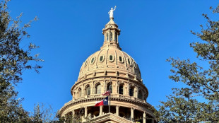 Legisladores demócratas de Texas vuelven a su estado en medio de la pugna por el mapa electoral