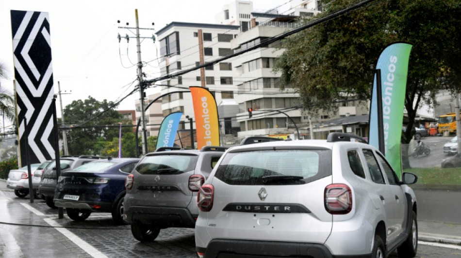 Ecuador aumenta sus aranceles a Colombia al 50% por no hacer lo suficiente en la lucha antinarco