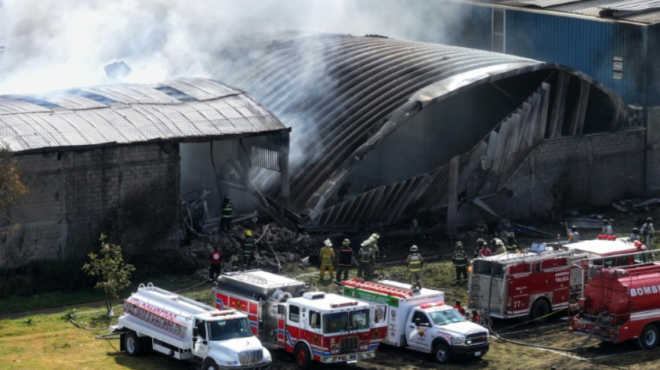 El desplome de una avioneta en el centro de M&eacute;xico deja seis muertos
