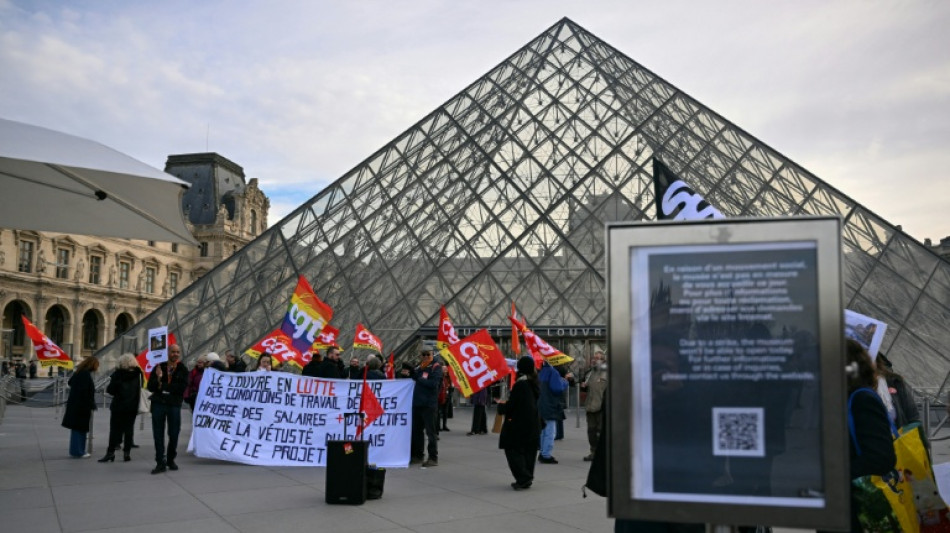 Gr&egrave;ve au Louvre: nouvelle AG du personnel, la r&eacute;ouverture du mus&eacute;e en jeu