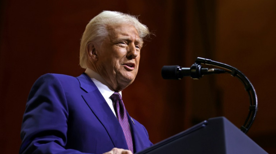 Trump annonce un décret pour faire baisser les prix des médicaments aux Etats-Unis