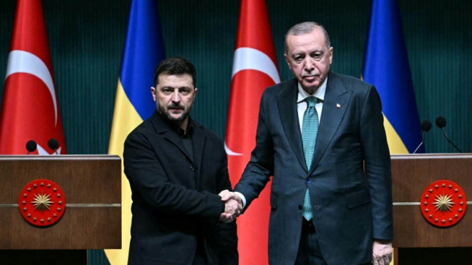 Ukraine: Erdogan fordert R&uuml;ckkehr an Verhandlungstisch - 25 Tote bei russischem Angriff