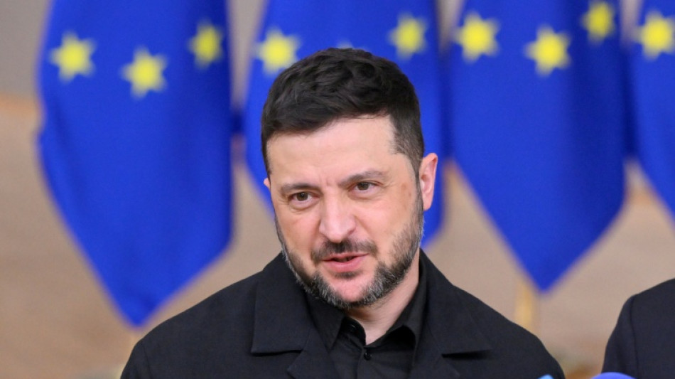 Selensky begrüßt "sehr wichtige" EU- und US-Sanktionen gegen Russland