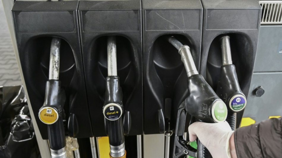 Nur eine Erh&ouml;hung am Tag: Bundestag bringt neue Regeln f&uuml;r Tankstellen auf den Weg