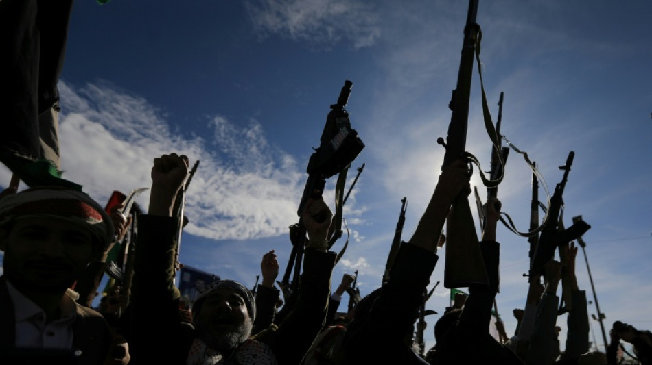 Los rebeldes hut&iacute;es de Yemen entran en la guerra con un ataque a Israel