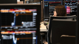 Borsa: l'Europa tenta il recupero nel finale, Milano azzera le perdite