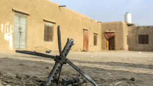 Four civilians, soldier killed in Afghan-Pakistan border clash