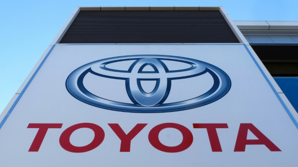 Toyota suspende la producci&oacute;n y paraliza el env&iacute;o de coches a Rusia