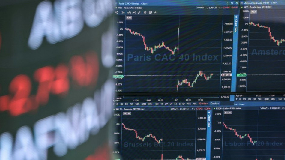 La Bourse de Paris en baisse, accueillant des résultats d'entreprises