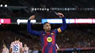 Bar&ccedil;a vence Atl&eacute;tico de Madrid (3-1) e se consolida na lideran&ccedil;a do Espanhol