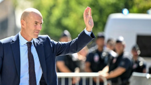 Equipe de France: Zidane rend sa premi&egrave;re copie