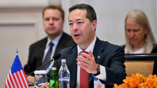 Taxes douanières: un responsable américain défend au Cambodge la politique de Trump