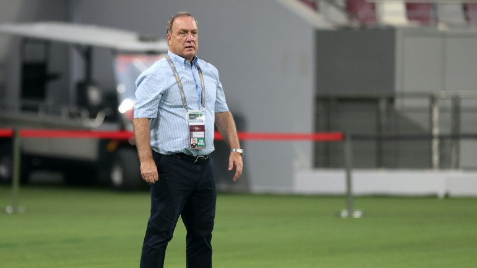Advocaat deja el puesto de seleccionador de Curazao a cuatro meses del Mundial