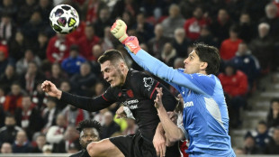 Dank Doppelpacker Schick: Leverkusen auf Achtelfinalkurs