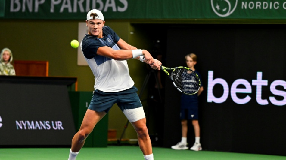 Tenista dinamarquês Holger Rune passa por cirurgia no tendão de Aquiles