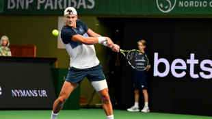 Tenista dinamarquês Holger Rune passa por cirurgia no tendão de Aquiles