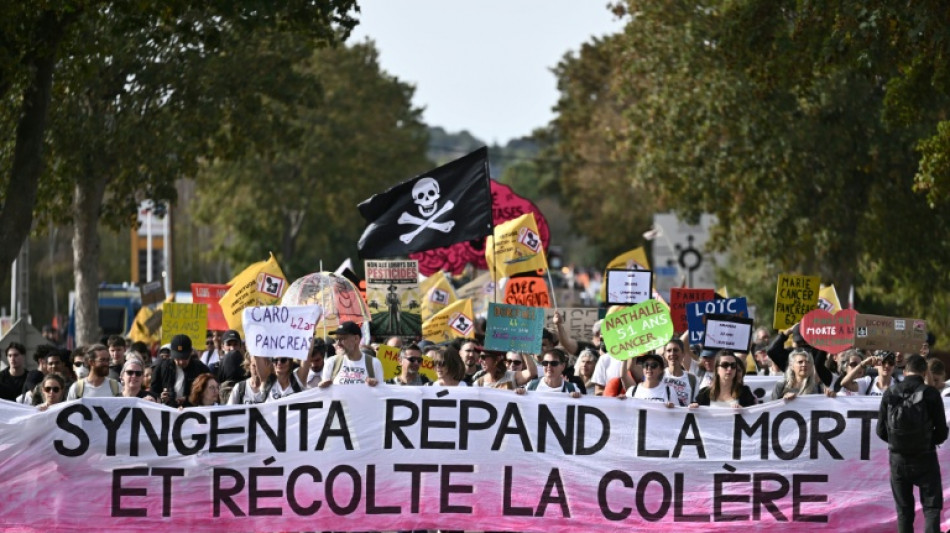 Des milliers de personnes manifestent contre l'usage des pesticides dans l'Eure