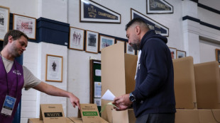 Australianos votan en elección marcada por la inflación y los aranceles de Trump