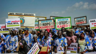 Cameroun: après des mois d’absence, Paul Biya tient son premier meeting de campagne