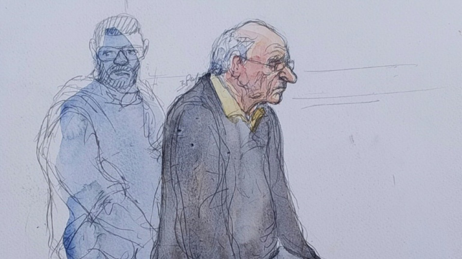 Le chirurgien pédocriminel Le Scouarnec condamné à la peine maximale de 20 ans de réclusion