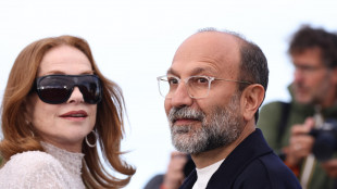 Farhadi, un crimine le morti in Iran nelle proteste, nelle esecuzioni e in guerra