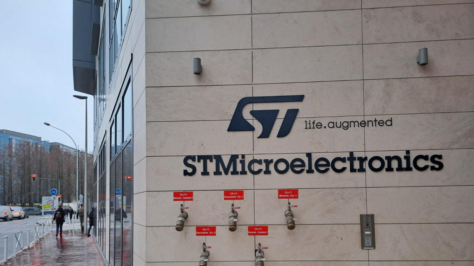 L'utile di Stm nel trimestre scende a 237 milioni di dollari