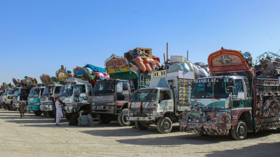 Tropas pakistaníes abaten a 54 insurgentes procedentes de Afganistán