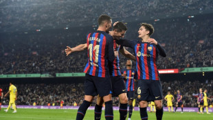 Bar&ccedil;a no falla ante el C&aacute;diz y mantiene su renta con el Real Madrid