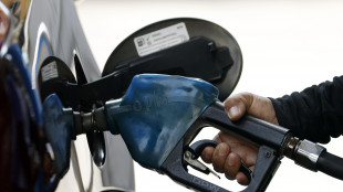 Mimit, benzina a 1,931 euro al litro, gasolio a 2,015 euro al litro