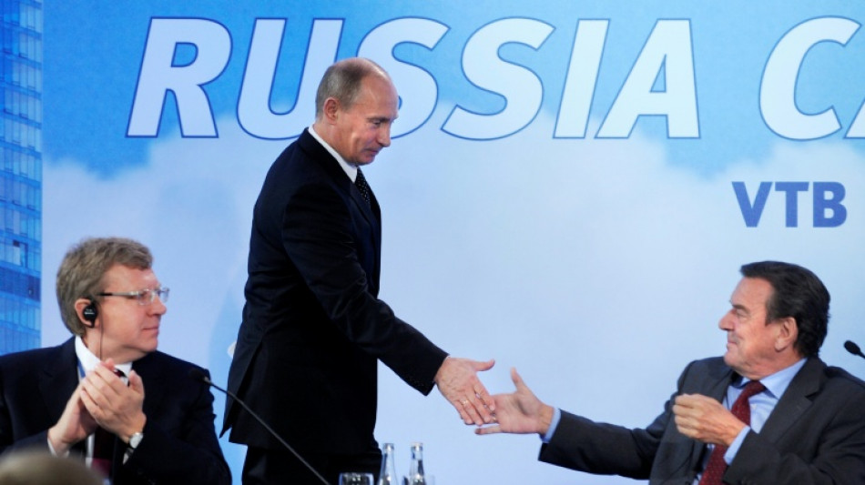 Putin f&uuml;r Altkanzler Schr&ouml;der als Vermittler: Geteiltes Echo bei Parteien