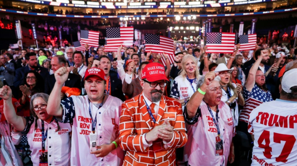 Trump takes center stage as Republicans fight midterm tide