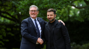 Zelensky et Starmer vont renforcer leur coopération militaire pour produire des drones