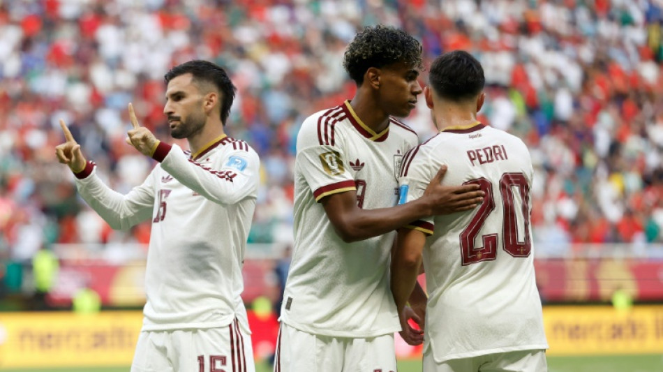 Espanha desfalcada enfrenta &Aacute;ustria por vaga nas oitavas da Copa