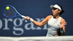 Pegula swats Li to reach US Open quarter-finals