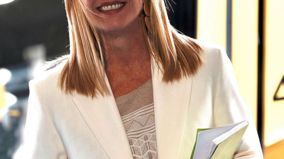 Bloomberg, Meloni vuole limitare presenza Cina in aziende