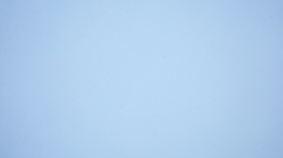 Temporal de neve causa caos no transporte em v&aacute;rios pa&iacute;ses europeus