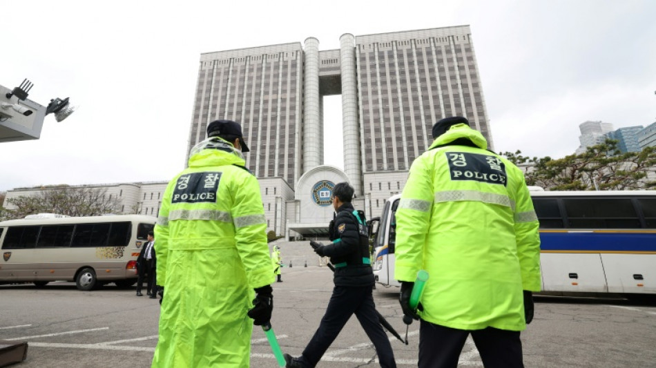 El expresidente surcoreano Yoon niega insurrección en juicio penal