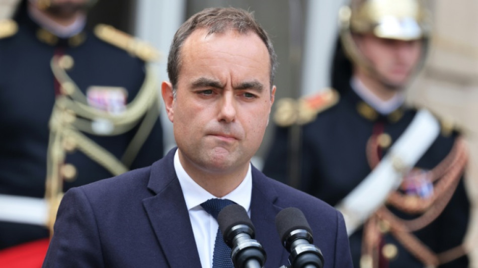 Lecornu reçoit le PS et le RN, clefs de sa survie 