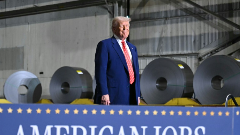 Guerre commerciale: Trump critique un président chinois "dur", Bruxelles et Washington avancent