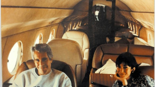 Ghislaine Maxwell, c&uacute;mplice de Epstein, dep&otilde;e a portas fechadas em comiss&atilde;o do Congresso dos EUA