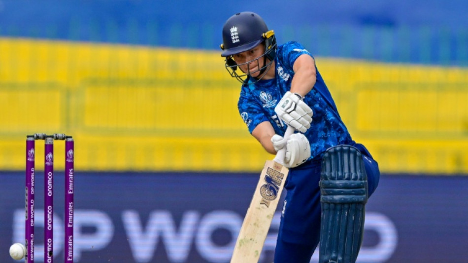 England's spinners and Jones star in World Cup win over New Zealand