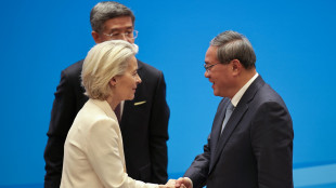 Ue a Cina, 'usi la sua influenza su Mosca per i negoziati'