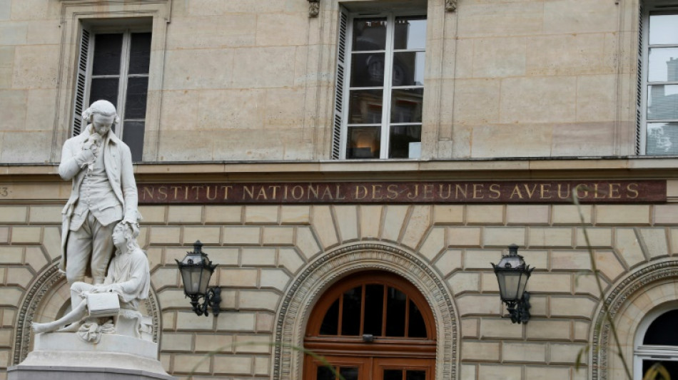 Au campus Louis Braille à Paris, l'IA au service des aveugles et malvoyants