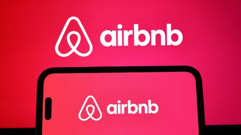 Le gouvernement espagnol demande à Airbnb de retirer 65.000 annonces illégales 