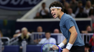 Shelton battles back from brink to beat Fritz, take Dallas crown