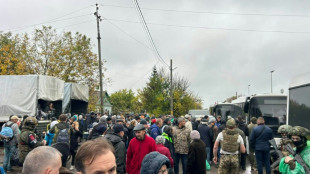 Feuerpause in Oleschky: Einwohner fliehen aus besetzter ukrainischer Stadt